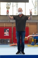 Thumbnail - Gesamtsieger - Artistic Gymnastics - 2021 - Deutschlandpokal Schwäbisch-Gmünd - Siegerehrungen 02043_01579.jpg