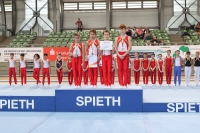 Thumbnail - AK 11 bis 12 - Спортивная гимнастика - 2022 - Deutschlandpokal Cottbus - Siegerehrungen 02054_00354.jpg