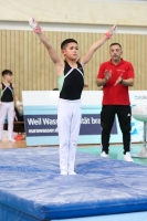 Thumbnail - Schwaben - Raphael Wolfinger - Gymnastique Artistique - 2022 - Deutschlandpokal Cottbus - Teilnehmer - AK 13 bis 14 02054_17409.jpg
