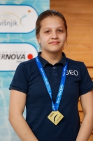 Thumbnail - Girls C - Прыжки в воду - 2019 - Alpe Adria Zadar - Victory Ceremony 03029_09305.jpg
