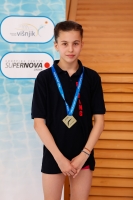Thumbnail - Girls C - Diving Sports - 2019 - Alpe Adria Zadar - Victory Ceremony 03029_22149.jpg