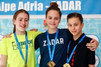 Thumbnail - Girls C - Wasserspringen - 2019 - Alpe Adria Zadar - Siegerehrungen 03029_22162.jpg