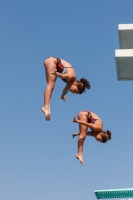 Thumbnail - Girls - Прыжки в воду - International Diving Meet Graz 2019 - Synchron 03030_01799.jpg