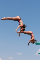 Thumbnail - Girls - Прыжки в воду - International Diving Meet Graz 2019 - Synchron 03030_01802.jpg