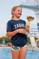 Thumbnail - Girls E - Прыжки в воду - 2019 - Alpe Adria Finals Zagreb - Victory Ceremony 03031_17078.jpg
