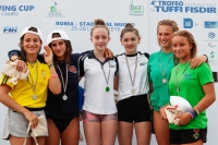 Thumbnail - Girls synchron - Wasserspringen - 2019 - Roma Junior Diving Cup - Siegerehrungen 03033_22375.jpg