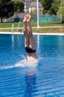 Thumbnail - Boys D - Nicolas - Wasserspringen - 2022 - Österr. Staatsmeisterschaft - Teilnehmer - Boys 03049_07410.jpg