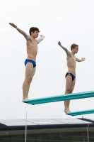 Thumbnail - Boys - Wasserspringen - 2022 - International Diving Meet Graz - Synchron 03056_00056.jpg