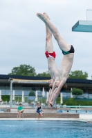 Thumbnail - Boys - Wasserspringen - 2022 - International Diving Meet Graz - Synchron 03056_00611.jpg