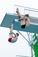 Thumbnail - Boys - Wasserspringen - 2022 - International Diving Meet Graz - Synchron 03056_00642.jpg