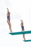 Thumbnail - Girls - Прыжки в воду - 2022 - International Diving Meet Graz - Synchronised diving 03056_02041.jpg