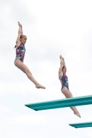 Thumbnail - Girls - Прыжки в воду - 2022 - International Diving Meet Graz - Synchronised diving 03056_02043.jpg