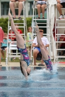 Thumbnail - Girls - Прыжки в воду - 2022 - International Diving Meet Graz - Synchronised diving 03056_02046.jpg