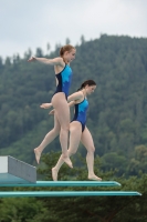 Thumbnail - Girls - Прыжки в воду - 2022 - International Diving Meet Graz - Synchronised diving 03056_02053.jpg