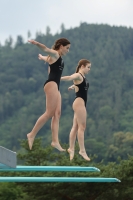 Thumbnail - Girls - Прыжки в воду - 2022 - International Diving Meet Graz - Synchronised diving 03056_02069.jpg