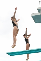 Thumbnail - Girls - Прыжки в воду - 2022 - International Diving Meet Graz - Synchronised diving 03056_02076.jpg