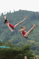 Thumbnail - Girls - Wasserspringen - 2022 - International Diving Meet Graz - Synchron 03056_03047.jpg