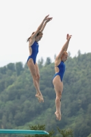 Thumbnail - Girls - Wasserspringen - 2022 - International Diving Meet Graz - Synchron 03056_03062.jpg