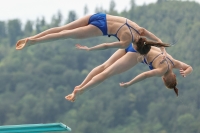 Thumbnail - Girls - Wasserspringen - 2022 - International Diving Meet Graz - Synchron 03056_03065.jpg