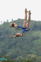 Thumbnail - Girls - Wasserspringen - 2022 - International Diving Meet Graz - Synchron 03056_03070.jpg