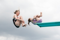 Thumbnail - Girls - Wasserspringen - 2022 - International Diving Meet Graz - Synchron 03056_03104.jpg