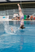 Thumbnail - Girls - Wasserspringen - 2022 - International Diving Meet Graz - Synchron 03056_03110.jpg