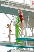 Thumbnail - Mixed - Wasserspringen - 2022 - International Diving Meet Graz - Synchron 03056_03787.jpg