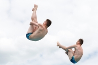 Thumbnail - Boys - Wasserspringen - 2022 - International Diving Meet Graz - Synchron 03056_05658.jpg