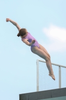 Thumbnail - Girls C - Odri - Wasserspringen - 2022 - International Diving Meet Graz - Teilnehmer - Norwegen 03056_19000.jpg