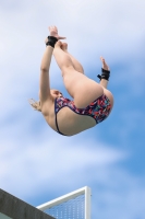 Thumbnail - Girls B - Sienna Pambou Sundfør - Wasserspringen - 2022 - International Diving Meet Graz - Teilnehmer - Norwegen 03056_19796.jpg