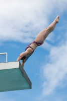 Thumbnail - Girls B - Sienna Pambou Sundfør - Wasserspringen - 2022 - International Diving Meet Graz - Teilnehmer - Norwegen 03056_19972.jpg