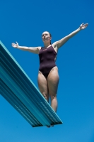 Thumbnail - Women - Serina Haldorsen - Wasserspringen - 2022 - International Diving Meet Graz - Teilnehmer - Norwegen 03056_22040.jpg