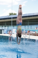 Thumbnail - Girls B - Sienna Pambou Sundfør - Wasserspringen - 2022 - International Diving Meet Graz - Teilnehmer - Norwegen 03056_22374.jpg