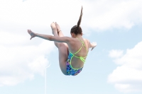 Thumbnail - Girls B - Sienna Pambou Sundfør - Wasserspringen - 2022 - International Diving Meet Graz - Teilnehmer - Norwegen 03056_22426.jpg