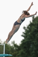 Thumbnail - Girls B - Dorota Tyserová - Прыжки в воду - 2022 - International Diving Meet Graz - Participants - Czech Republic 03056_30783.jpg