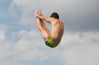Thumbnail - Boys A - Nikola Parausic - Прыжки в воду - 2022 - International Diving Meet Graz - Participants - Serbia 03056_32476.jpg