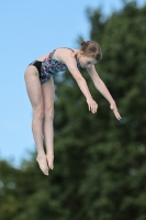 Thumbnail - Girls C - Antonie - Wasserspringen - 2022 - International Diving Meet Graz - Teilnehmer - Tschechische Republik 03056_33111.jpg