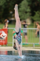 Thumbnail - Girls C - Antonie - Wasserspringen - 2022 - International Diving Meet Graz - Teilnehmer - Tschechische Republik 03056_33262.jpg