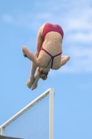 Thumbnail - Girls B - Sarah Berger - Wasserspringen - 2022 - International Diving Meet Graz - Teilnehmer - Schweiz 03056_33463.jpg