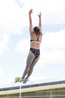 Thumbnail - Girls B - Dorota Tyserová - Прыжки в воду - 2022 - International Diving Meet Graz - Participants - Czech Republic 03056_36408.jpg