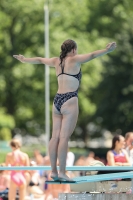 Thumbnail - Girls B - Dorota Tyserová - Прыжки в воду - 2022 - International Diving Meet Graz - Participants - Czech Republic 03056_36576.jpg