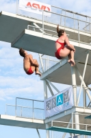 Thumbnail - Baris und Sude - Wasserspringen - 2023 - International Diving Meet Graz - Synchron - Mixed 03060_12265.jpg