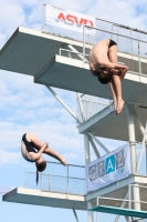 Thumbnail - Devon und Isabelle - Wasserspringen - 2023 - International Diving Meet Graz - Synchron - Mixed 03060_12304.jpg