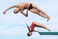 Thumbnail - Carolina und Quentin - Wasserspringen - 2023 - International Diving Meet Graz - Synchron - Mixed 03060_12911.jpg