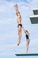 Thumbnail - Devon und Isabelle - Wasserspringen - 2023 - International Diving Meet Graz - Synchron - Mixed 03060_12986.jpg