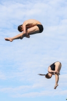 Thumbnail - Devon und Isabelle - Wasserspringen - 2023 - International Diving Meet Graz - Synchron - Mixed 03060_12991.jpg