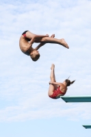Thumbnail - Carolina und Quentin - Wasserspringen - 2023 - International Diving Meet Graz - Synchron - Mixed 03060_13002.jpg