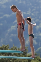 Thumbnail - Micha und Quentin - Прыжки в воду - 2023 - International Diving Meet Graz - Synchronized Diving - Boys 03060_32040.jpg