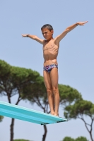 Thumbnail - Kris - Wasserspringen - 2023 - Roma Junior Diving Cup - Teilnehmer - Boys C 03064_06662.jpg